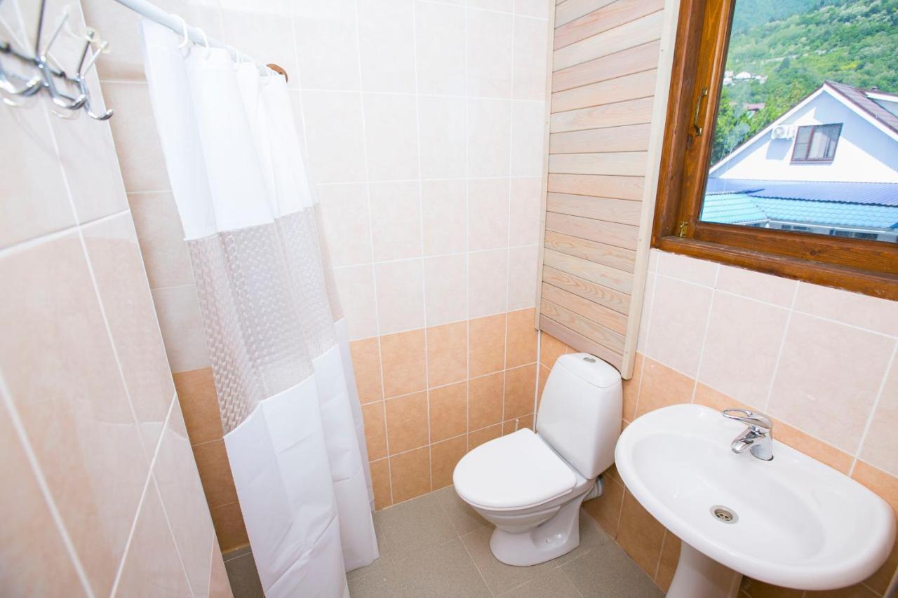 Guest House Lavr Гагра Экстерьер фото