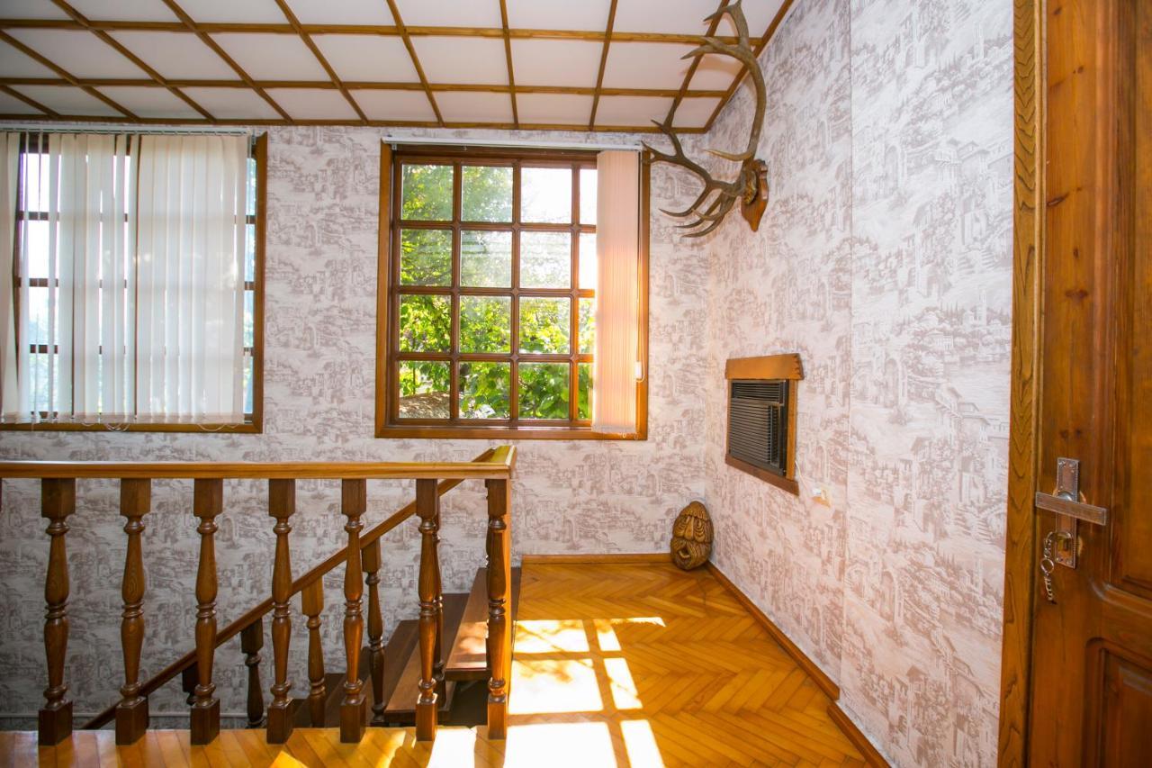Guest House Lavr Гагра Экстерьер фото