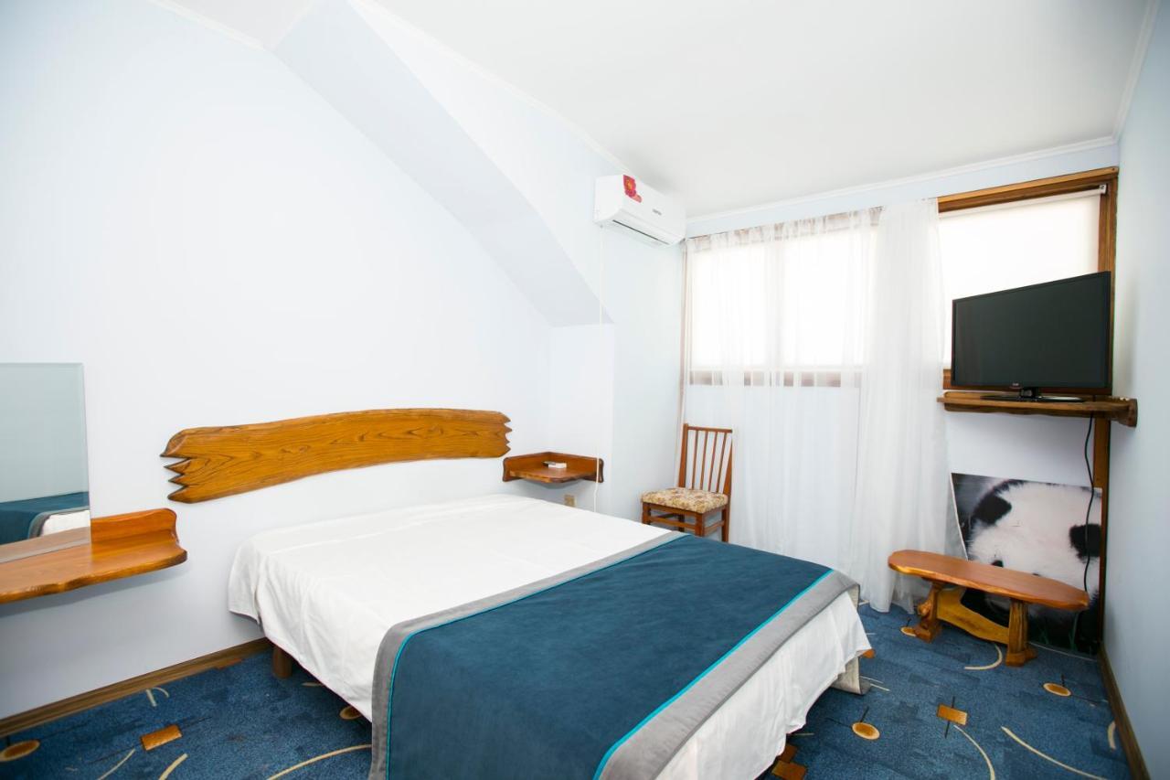 Guest House Lavr Гагра Экстерьер фото